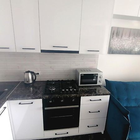 Apartamento Новобудова Сам Центр Вул Шевченка 60 Оперний 10Хв Leópolis Exterior foto