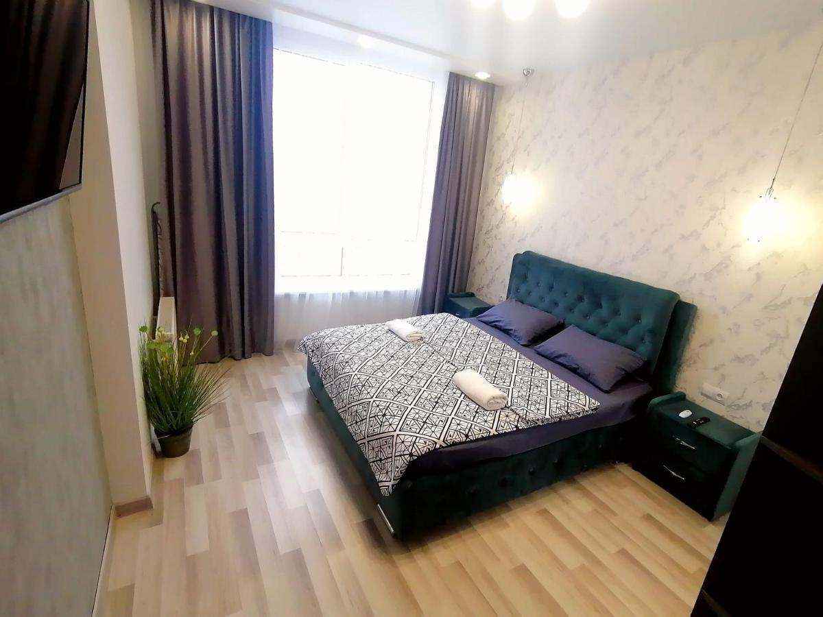 Apartamento Новобудова Сам Центр Вул Шевченка 60 Оперний 10Хв Leópolis Exterior foto