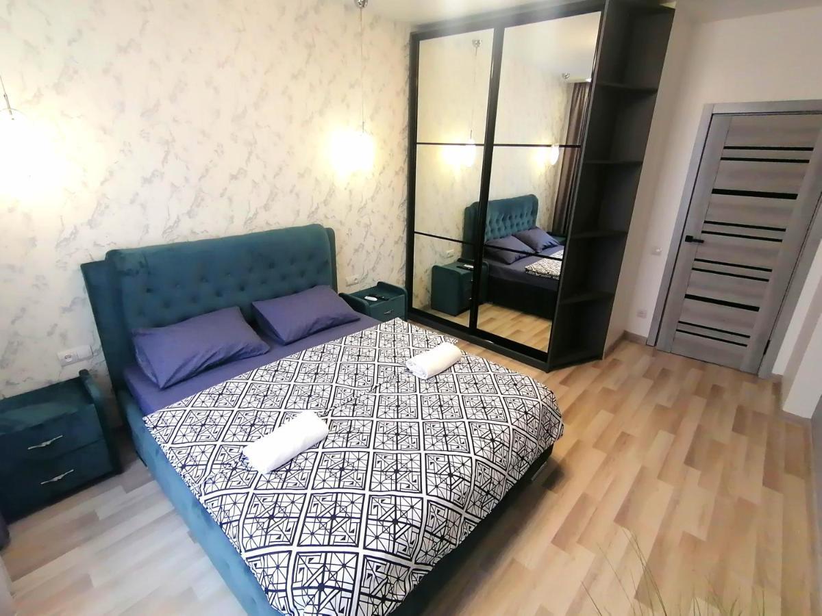 Apartamento Новобудова Сам Центр Вул Шевченка 60 Оперний 10Хв Leópolis Exterior foto